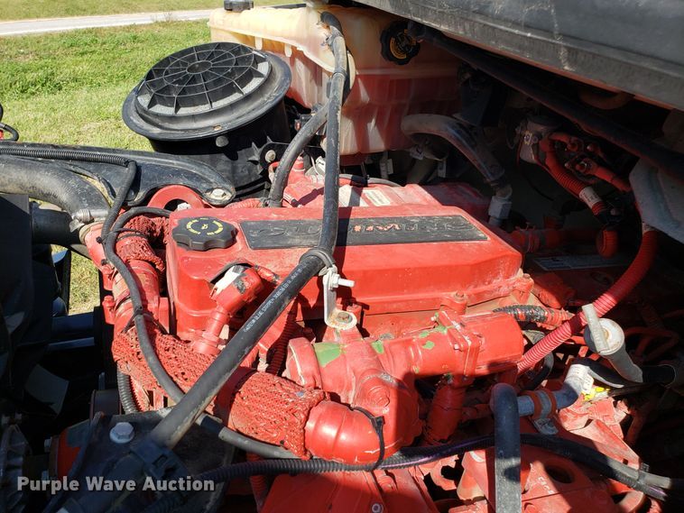 image for item DG7644 2014 Freightliner Business Class M2 hooklift truck