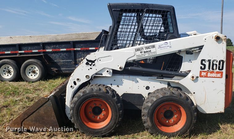 image for item DG7645 2008 Bobcat S160 skid steer
