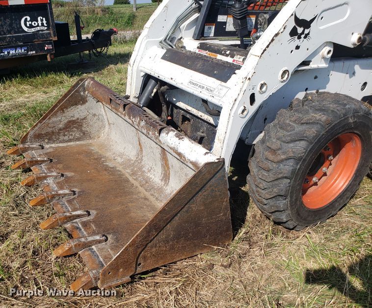 image for item DG7645 2008 Bobcat S160 skid steer