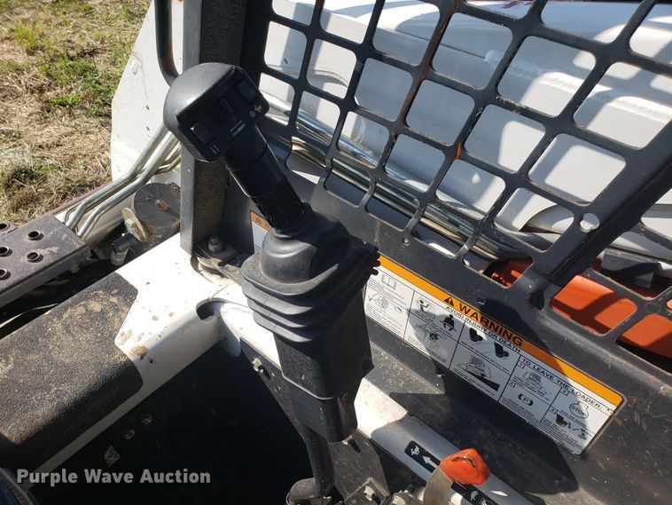 image for item DG7645 2008 Bobcat S160 skid steer