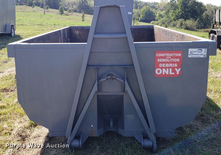 image for item DG7648 Roll-off container