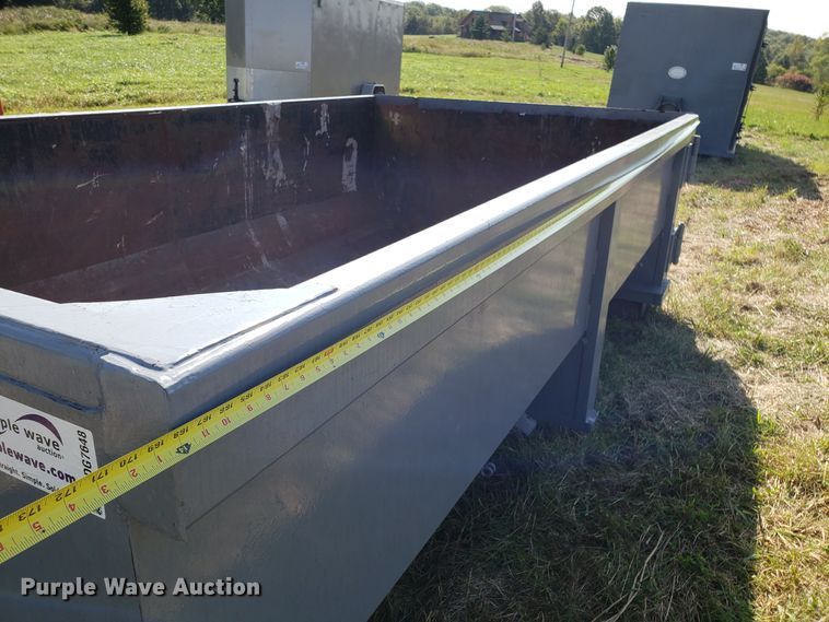 image for item DG7648 Roll-off container