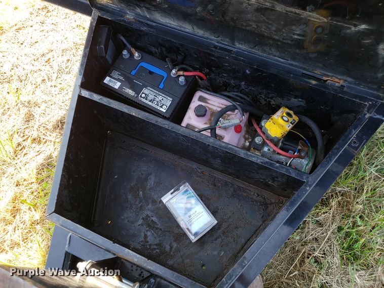 image for item DG7649 2016 H&H dump trailer