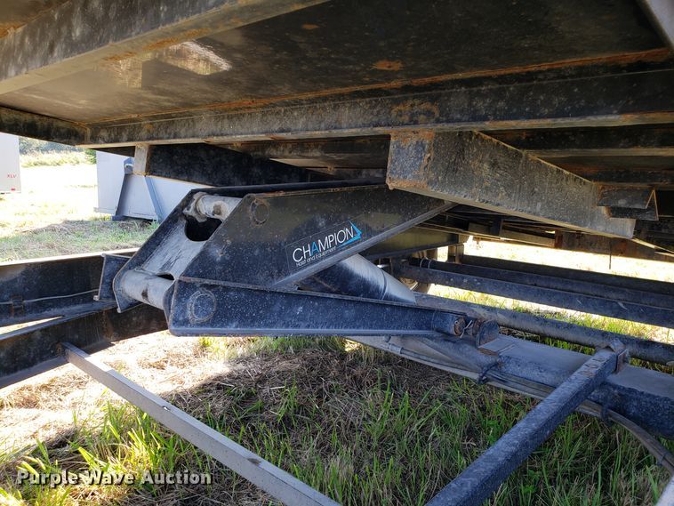 image for item DG7649 2016 H&H dump trailer