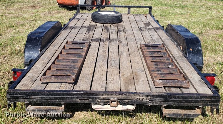 image for item DG7652 1999 Hull utility trailer