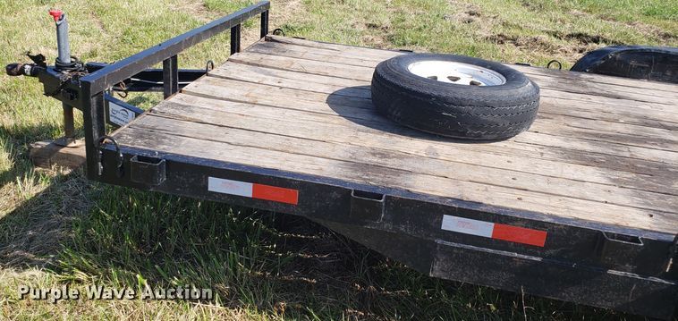 image for item DG7652 1999 Hull utility trailer