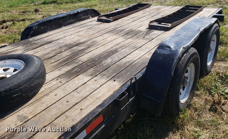 image for item DG7652 1999 Hull utility trailer