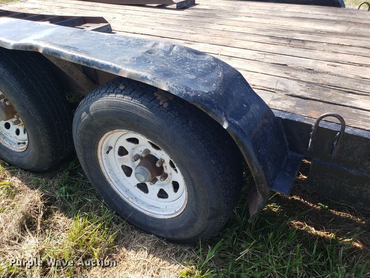 image for item DG7652 1999 Hull utility trailer
