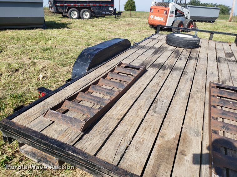 image for item DG7652 1999 Hull utility trailer