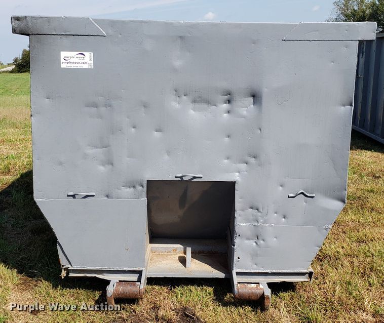 image for item DG7654 Roll-off container