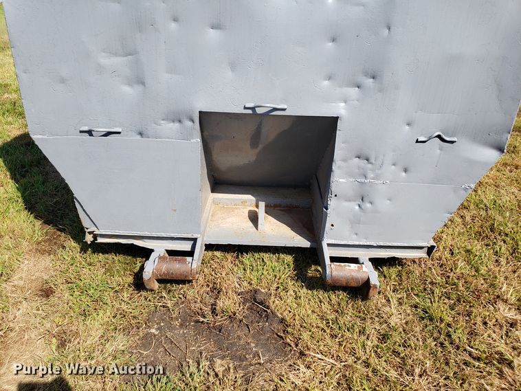 image for item DG7654 Roll-off container