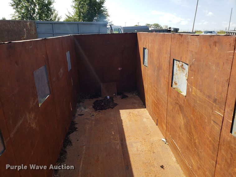 image for item DG7655 Roll-off container