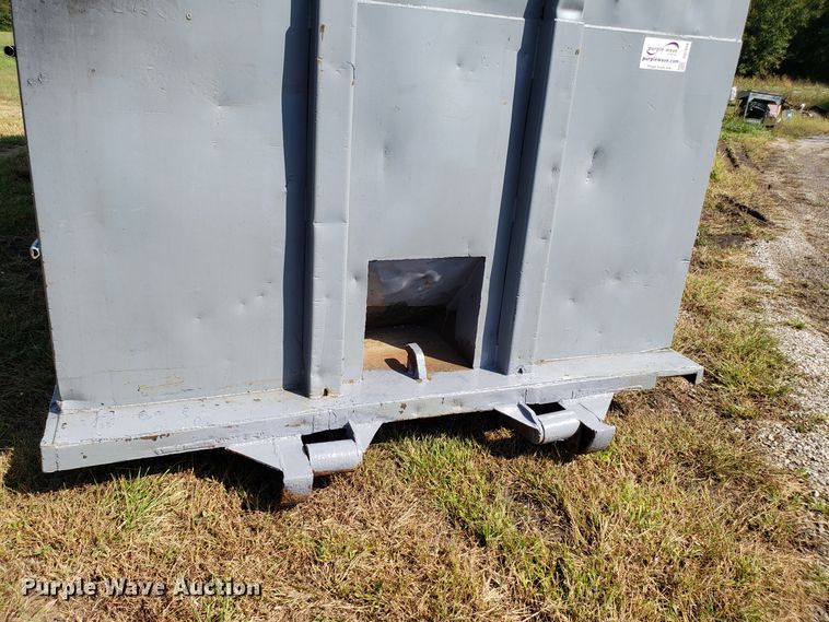 image for item DG7656 Roll-off container