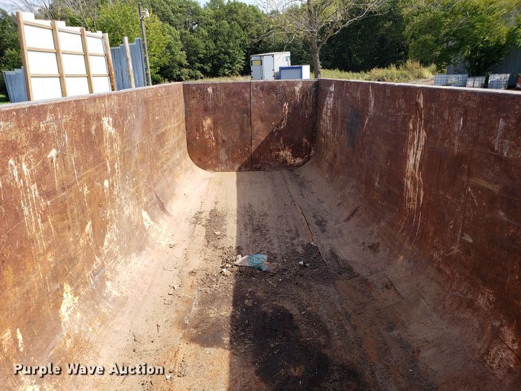 image for item DG7658 KL Metal Fabricating Inc. roll-off container