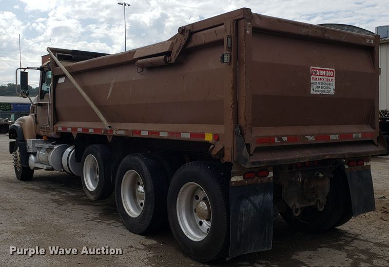 image for item DG7689 2001 Mack CV513 dump truck