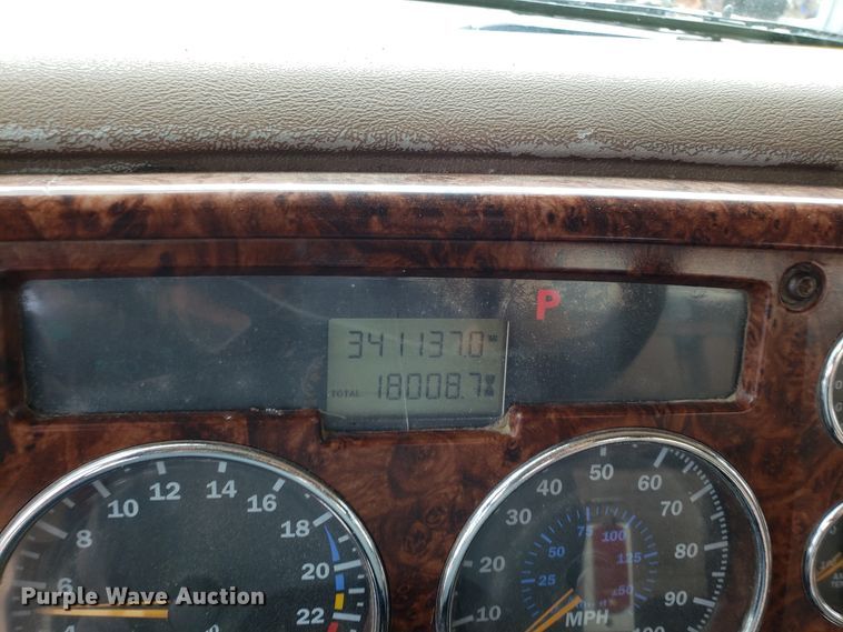 image for item DG7689 2001 Mack CV513 dump truck