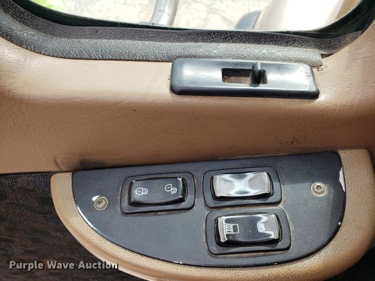 image for item DG7689 2001 Mack CV513 dump truck