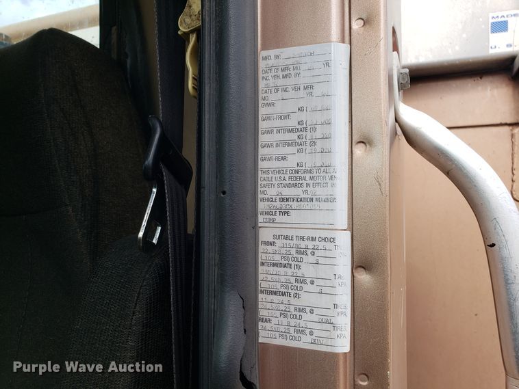 image for item DG7689 2001 Mack CV513 dump truck