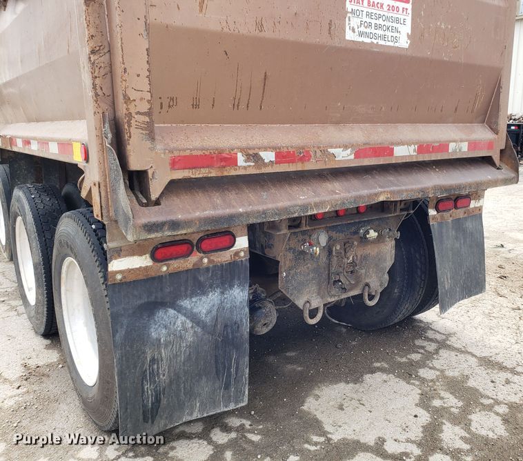 image for item DG7689 2001 Mack CV513 dump truck