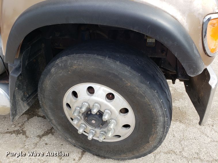 image for item DG7689 2001 Mack CV513 dump truck