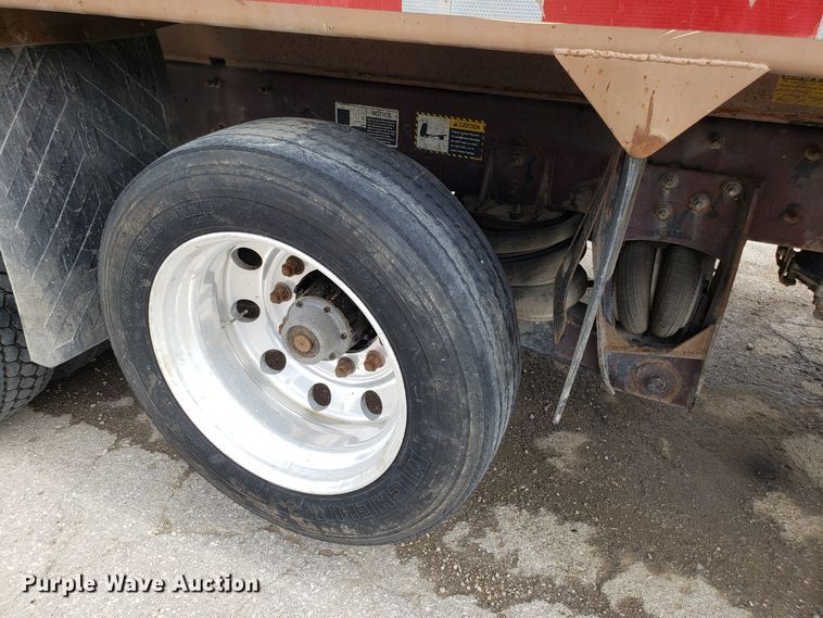 image for item DG7689 2001 Mack CV513 dump truck