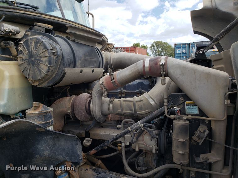 image for item DG7689 2001 Mack CV513 dump truck