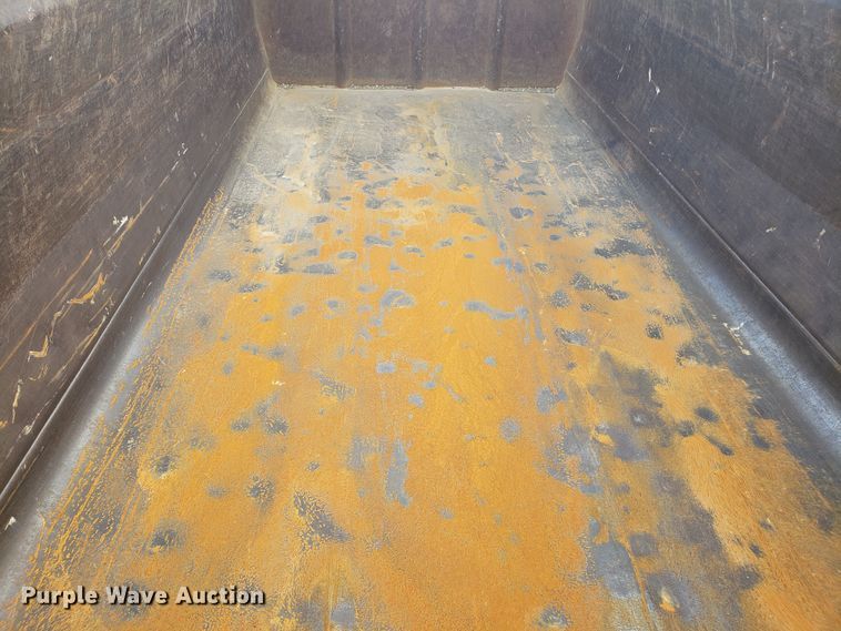 image for item DG7689 2001 Mack CV513 dump truck