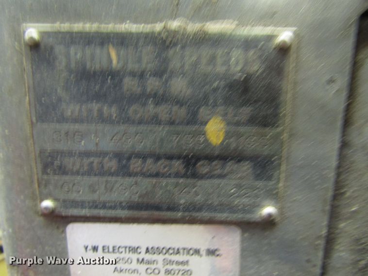 image for item DG8224 Sheldon lathe