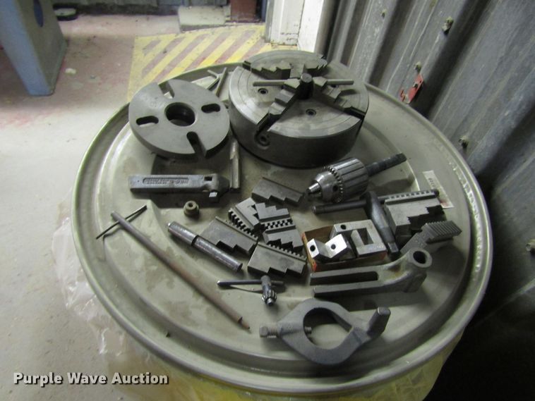 image for item DG8224 Sheldon lathe