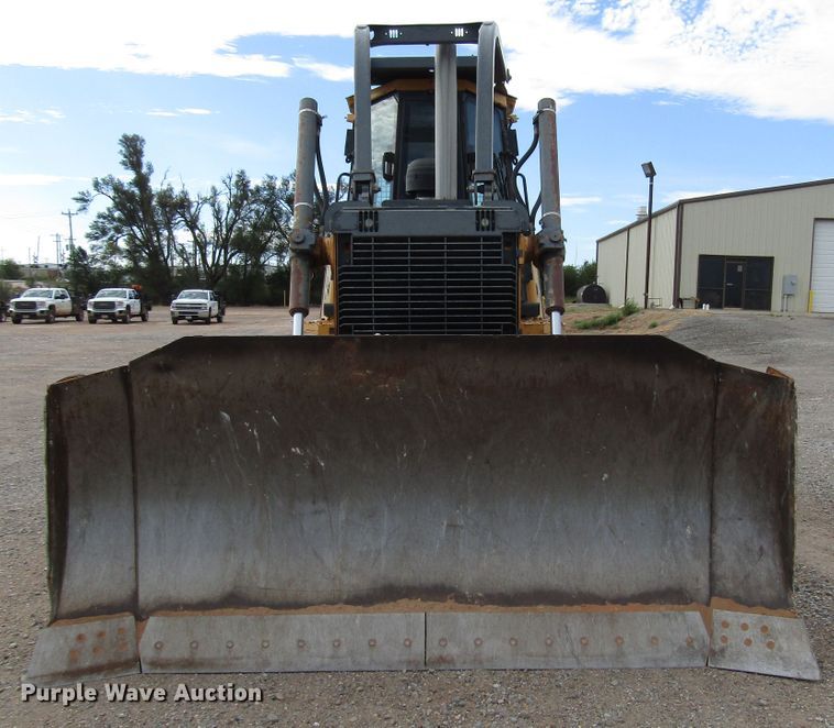 image for item DG8225 2007 John Deere 850J dozer