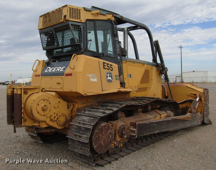image for item DG8225 2007 John Deere 850J dozer