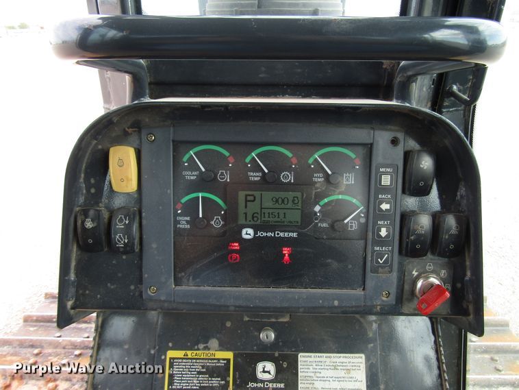 image for item DG8225 2007 John Deere 850J dozer