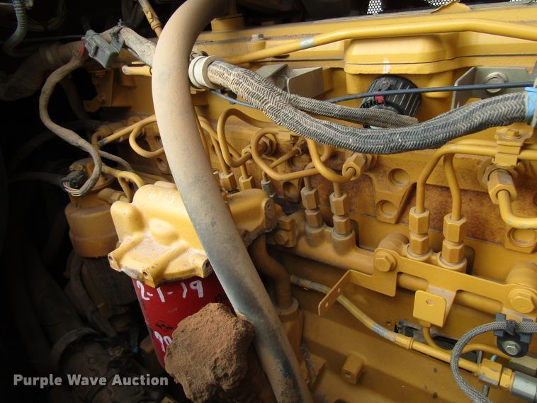 image for item DG8225 2007 John Deere 850J dozer