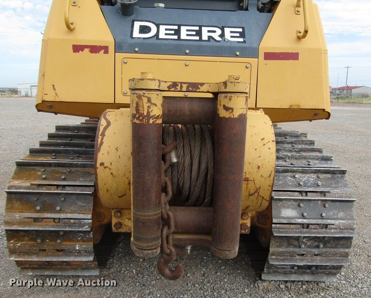 image for item DG8225 2007 John Deere 850J dozer