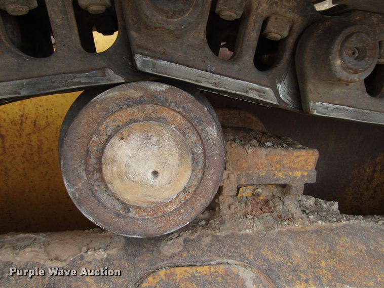 image for item DG8225 2007 John Deere 850J dozer