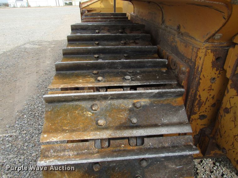 image for item DG8225 2007 John Deere 850J dozer