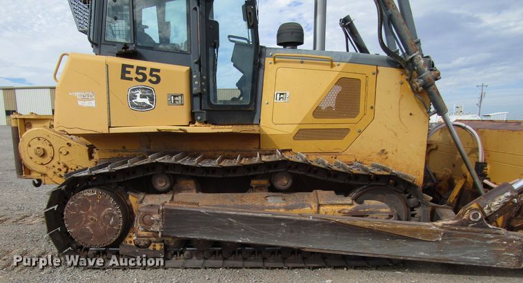 image for item DG8225 2007 John Deere 850J dozer