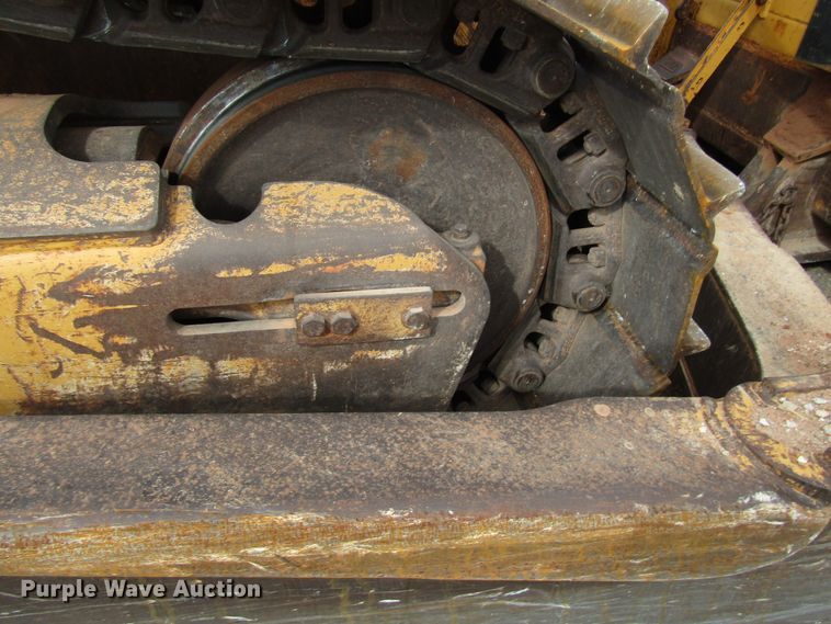 image for item DG8225 2007 John Deere 850J dozer