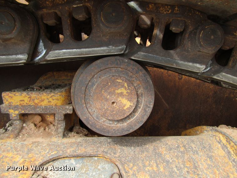 image for item DG8225 2007 John Deere 850J dozer