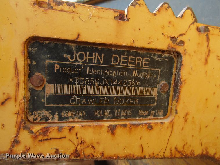 image for item DG8225 2007 John Deere 850J dozer