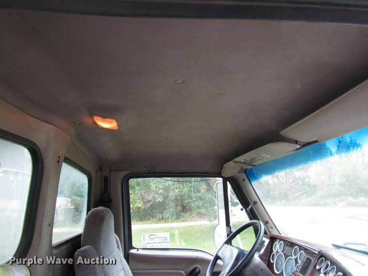 image for item DG8228 2006 Sterling L-Line dump truck