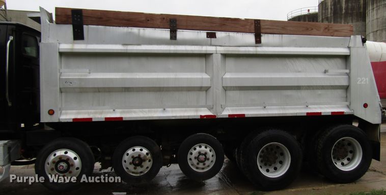 image for item DG8228 2006 Sterling L-Line dump truck