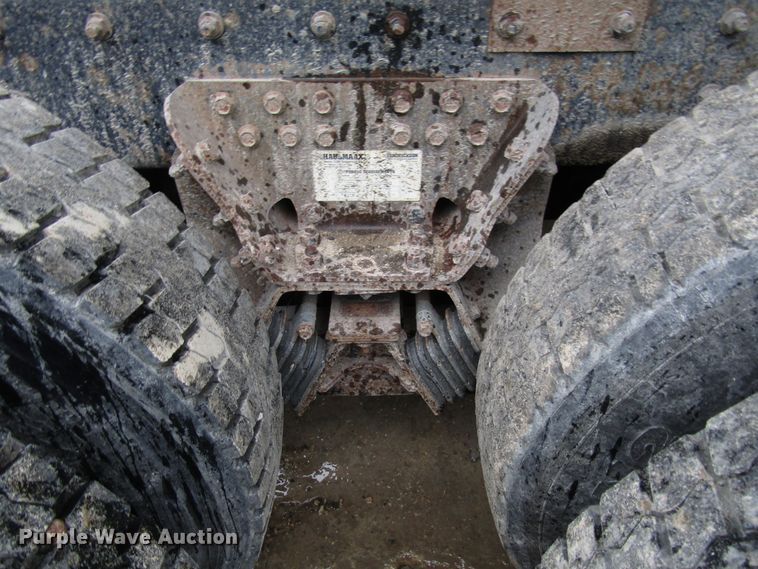 image for item DG8228 2006 Sterling L-Line dump truck