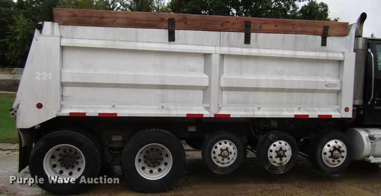 image for item DG8228 2006 Sterling L-Line dump truck