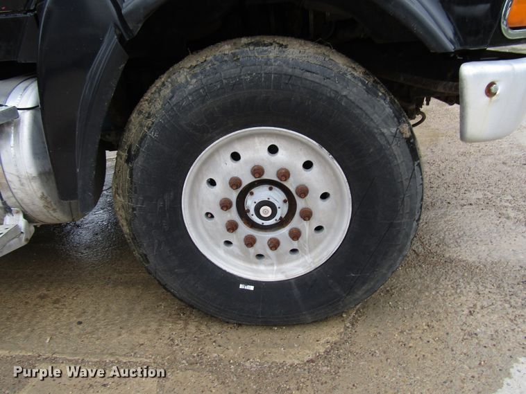 image for item DG8228 2006 Sterling L-Line dump truck