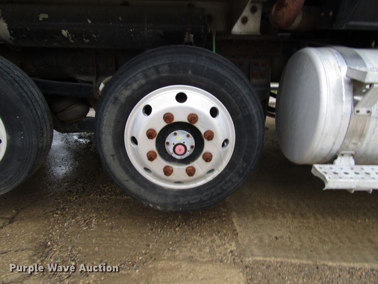 image for item DG8228 2006 Sterling L-Line dump truck