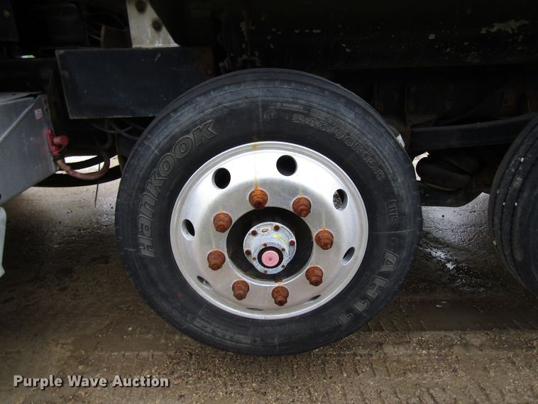 image for item DG8228 2006 Sterling L-Line dump truck