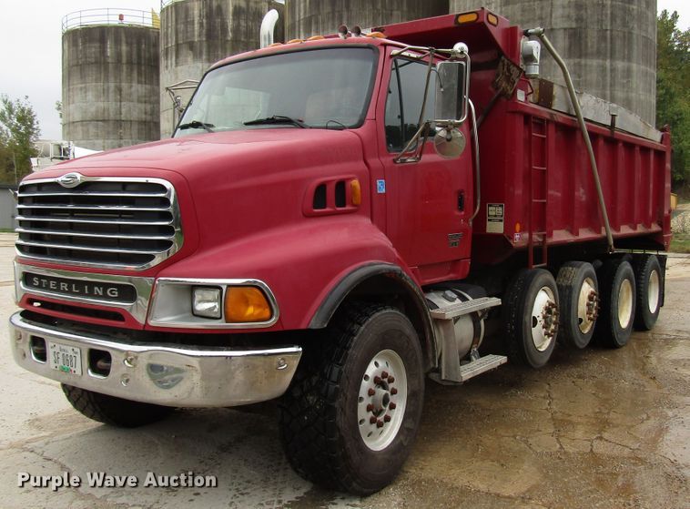 image for item DG8229 2006 Sterling L-Line dump truck