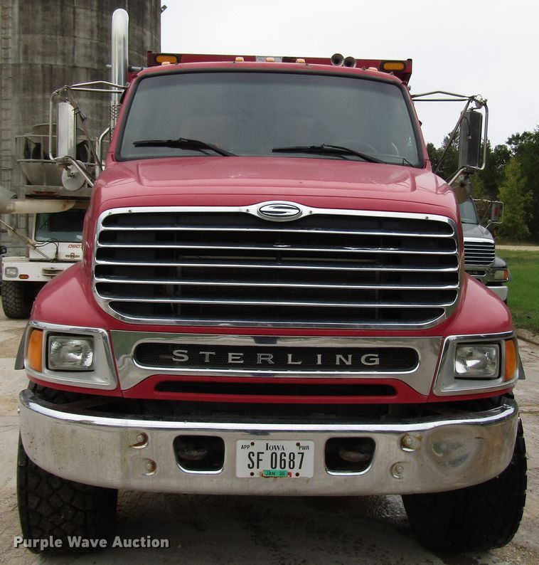 image for item DG8229 2006 Sterling L-Line dump truck