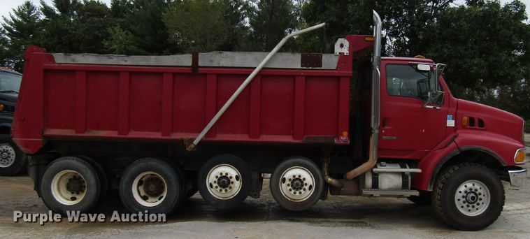 image for item DG8229 2006 Sterling L-Line dump truck